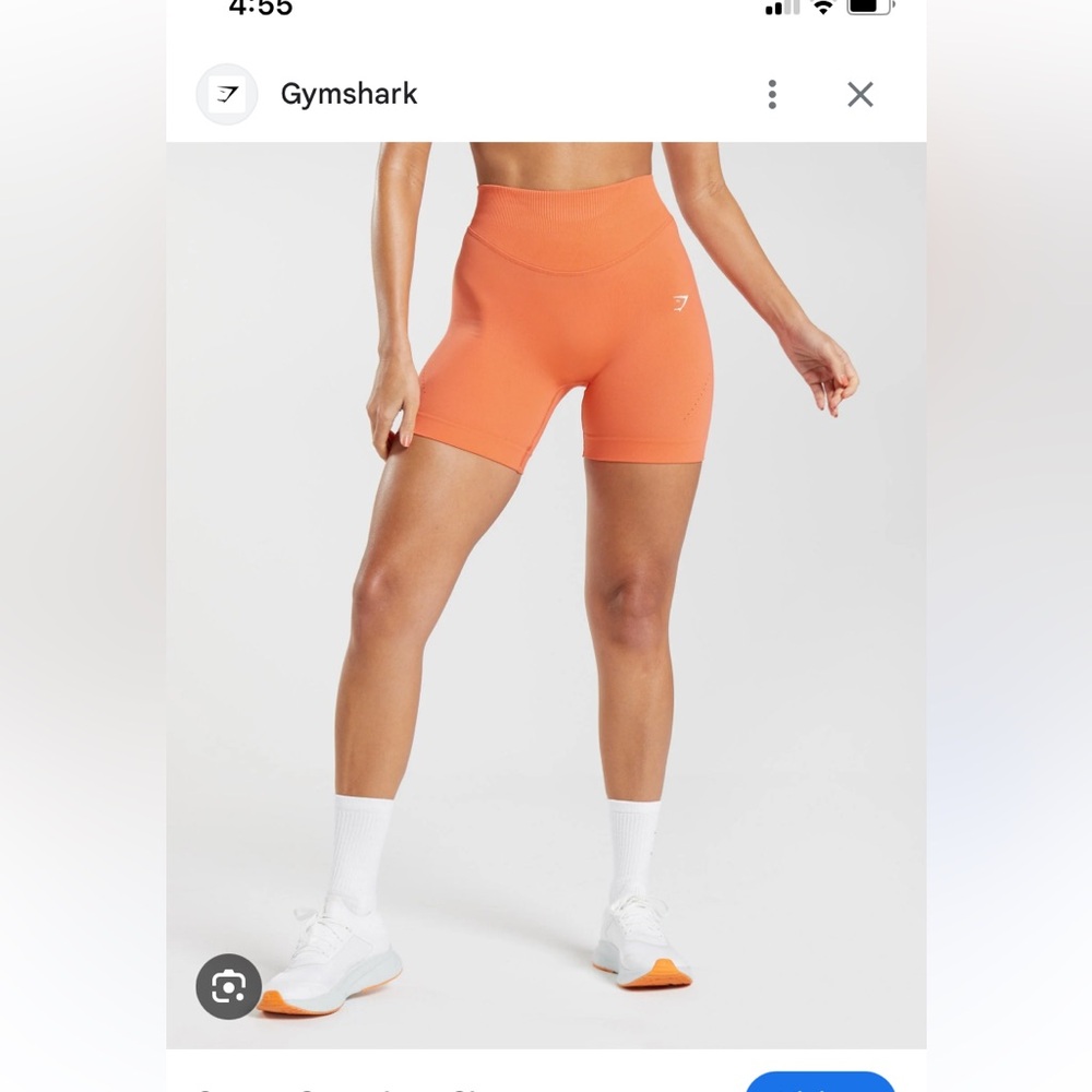 Gymshark Sweat Seamless Short in BLACK (size small)
